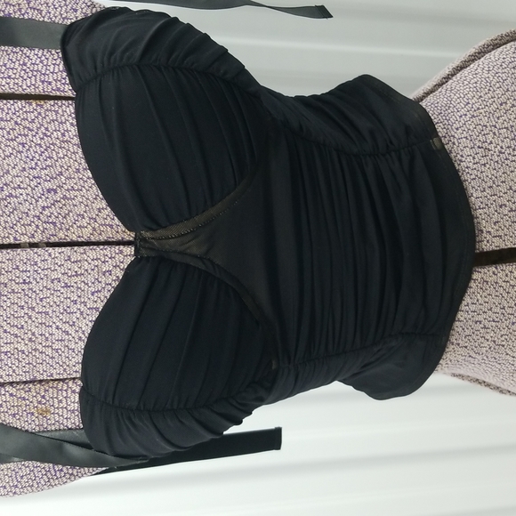 🎉HP🎉Shein Black and Nude Rouged Crop Top - Picture 3 of 8
